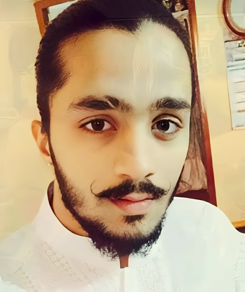 Viral Throwback-Rajab Butt’s Old Photos Spark Funny Reactions