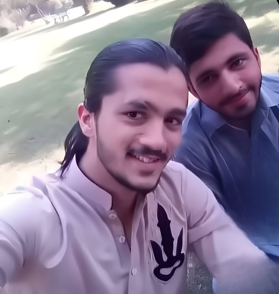 Viral Throwback-Rajab Butt’s Old Photos Spark Funny Reactions