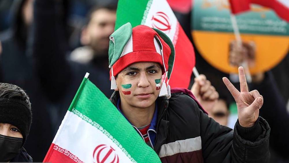Iranian Streets Filled with Supporters of Islamic Republic Amid Unrest