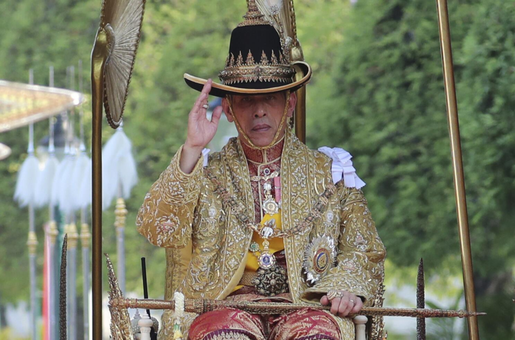 The Richest King in the World-How Thailand’s Monarch Earns Billions Through Rent
